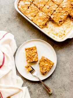 oatmeal bars with bananas