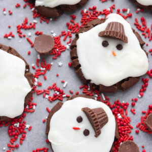 Day 7 of 12 Days of Cookies: fun and easy cookies to make with kids! | littlebroken.com @littlebroken #christmascookies