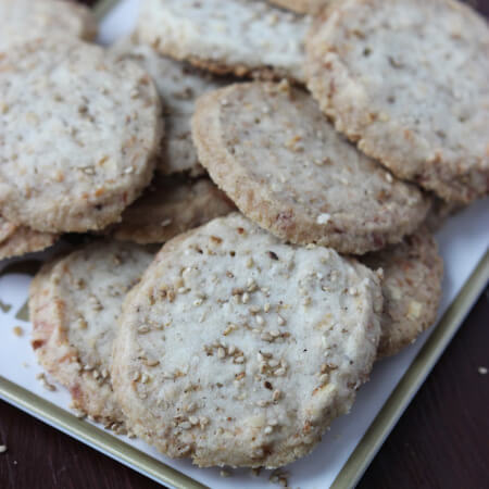 Day 4 of 12 Days of Cookies: these buttery sweet Sesame Coconut Butter Cookies are the TASTIEST butter cookies to make. Super easy and A LOT | littlebroken.com @littlebroken #christmascookies #buttercookies