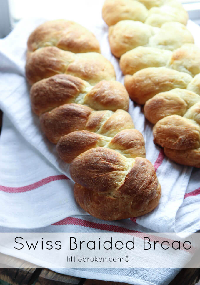 The BEST bread recipe to make! With easy step-by-step tutorial | littlebroken.com @littlebroken