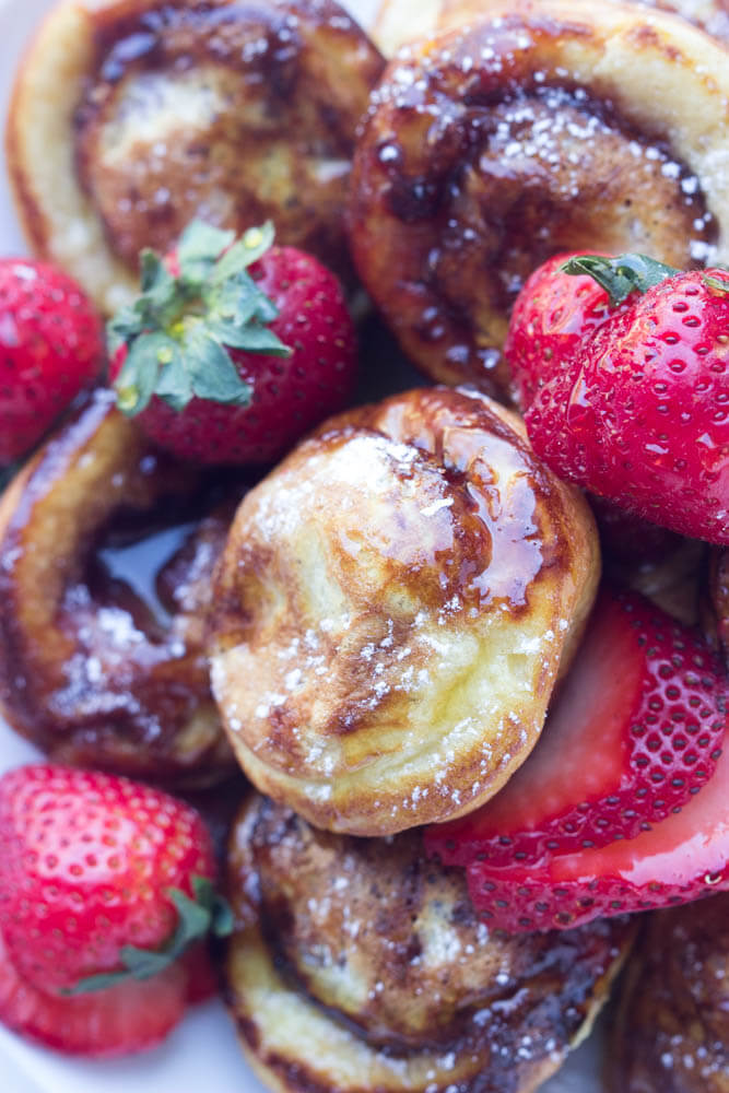Mini pancakes (ebelskiver) filled with strawberry preserves make the BEST brunch food | littlebroken.com @littlebroken.com