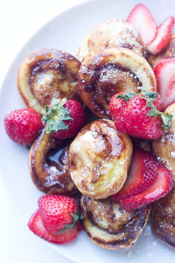Mini pancakes (ebelskiver) filled with strawberry preserves make the BEST brunch food | littlebroken.com @littlebroken.com
