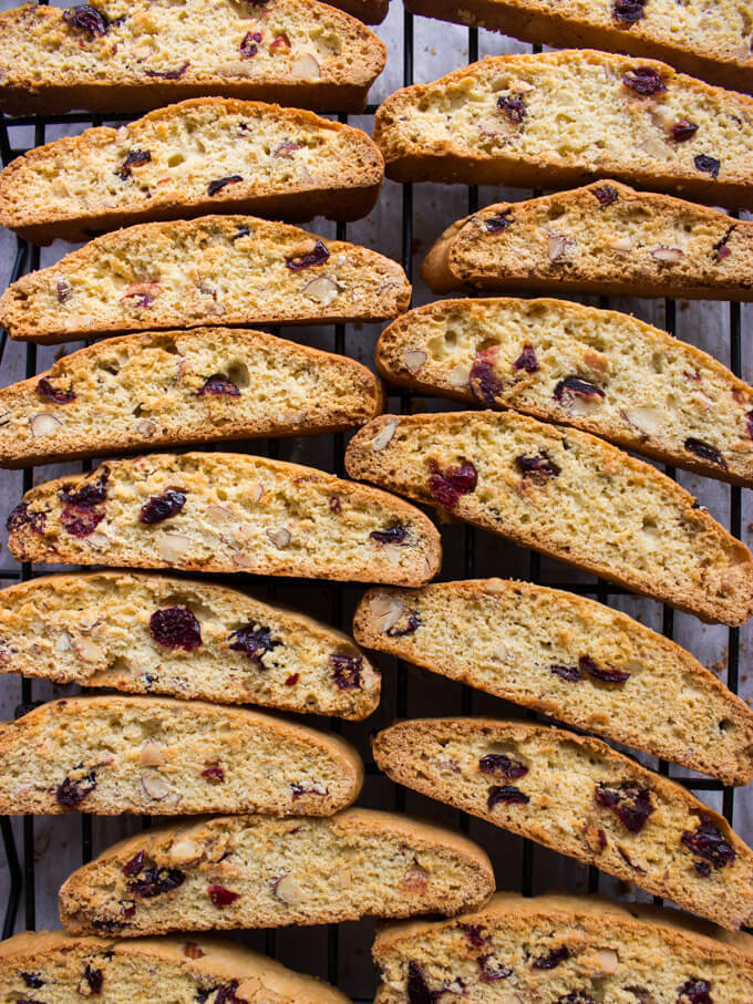 chocolate biscotti with almonds recipe