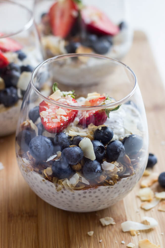 Vanilla Greek Yogurt Chia Seed Pudding - Little Broken