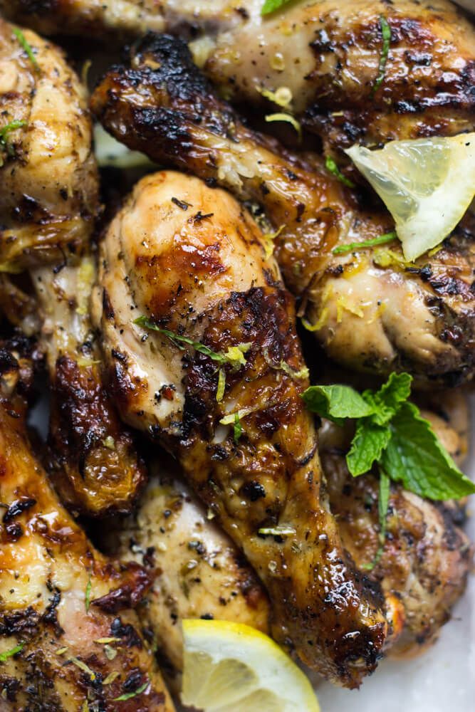 Grilled Greek Lemon Chicken Drumsticks - perfect chicken dish to add to weeknight dinner! | littlebroken.com @littlebroken