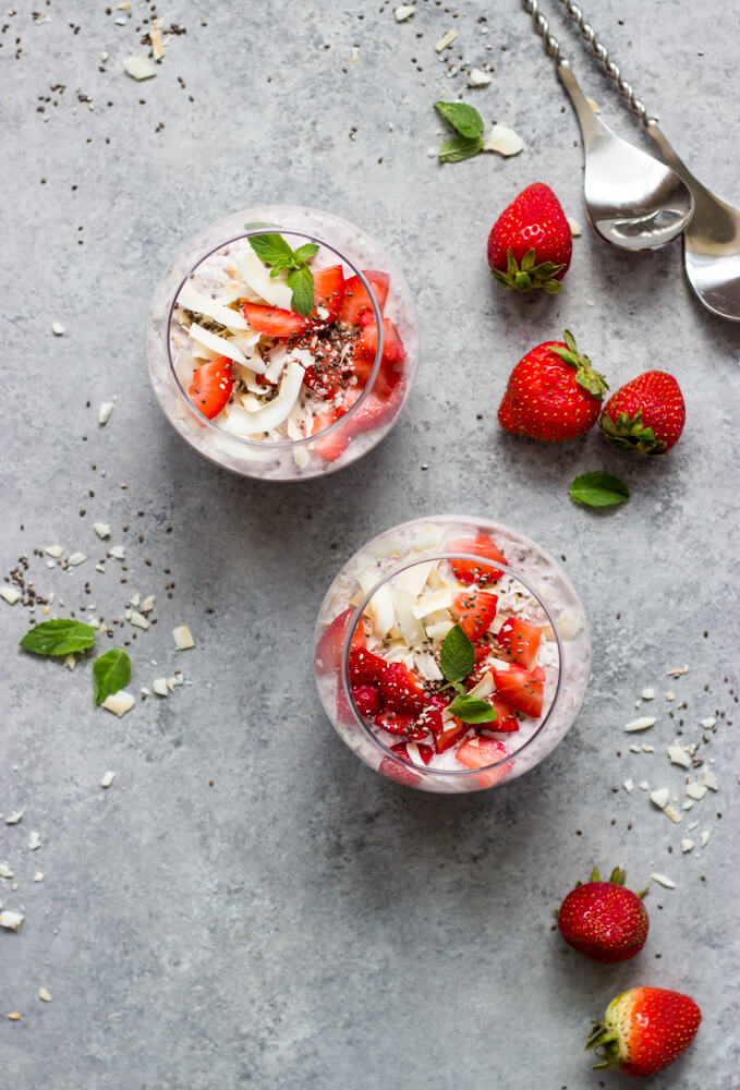 strawberry chia pudding