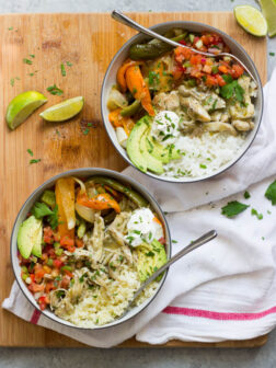 Easy Chicken Mexican Bowls (2 Ways!) - easy skillet shredded chicken served over cauliflower rice or white rice. Choice is yours. | littlebroken.com @littlebroken