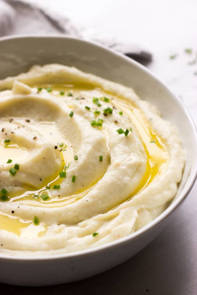 mashed cauliflower with garlic and ricotta