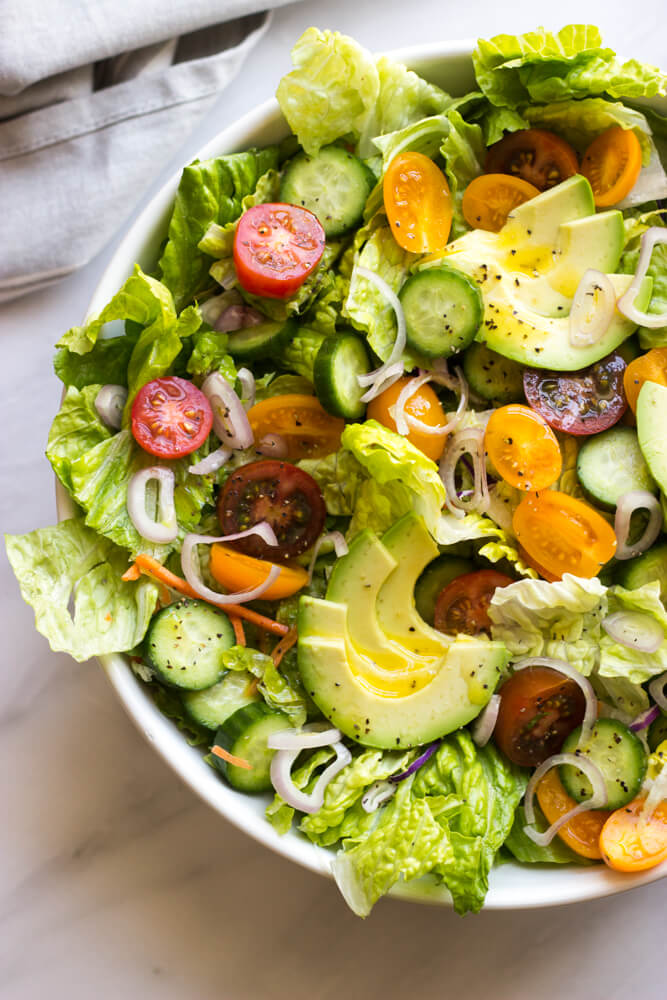 Our House Salad Recipe - the most easiest and delicious every day salad with zesty dressing | littlebroken.com @littlebroken