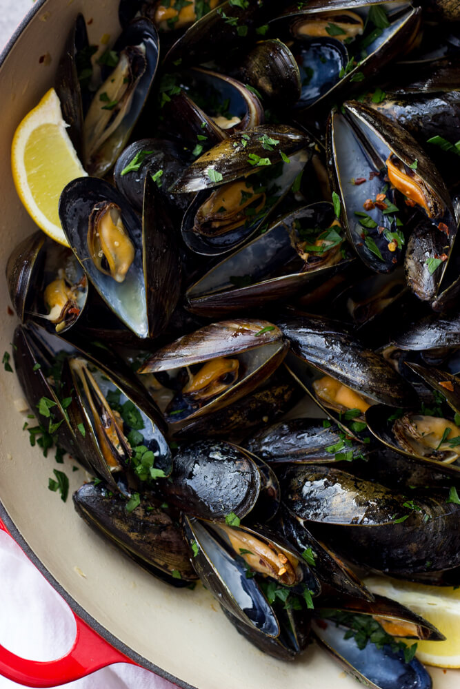 Steamed mussels recipe