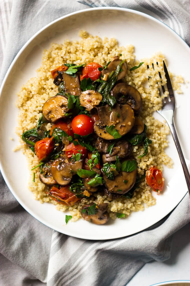 Veggie Marsala - easy meatless weeknight meal that is flavor packed thanks to Marsala wine, shallots, garlic, mushrooms, spinach, and tomatoes | littlebroken.com @littlebroken