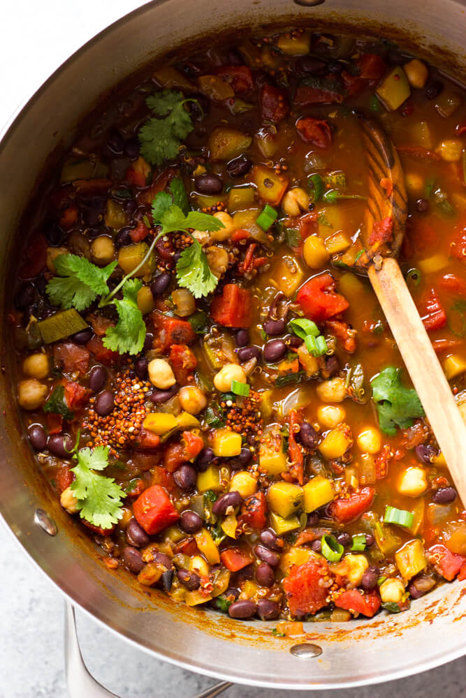 close up vegetarian black bean chili in pot