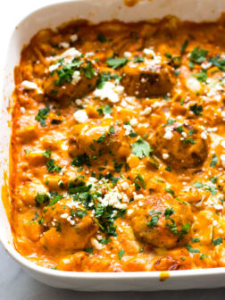 Turkey Meatballs in Roasted Pepper Sauce - made with no cream or cheese, this roasted pepper sauce is made with cashews then baked with healthy turkey meatballs and simple veggie hash | littlebroken.com @littlebroken