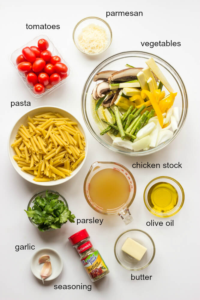 Pasta Primavera with Roasted Vegetables - roasted vegetables tossed with hot pasta and tomato herb sauce for an easy weeknight meatless meal | littlebroken.com @littlebroken