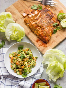 Blackened Salmon Lettuce Wraps with Orange Salsa - the easiest salmon lettuce wraps with insanely delicious orange avocado salsa! Low carb and easy to make | littlebroken.com @littlebroken