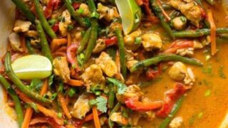 cropped-Easy-Chicken-Vegetable-Curry-8.jpg