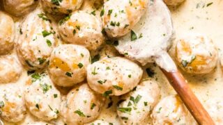 Garlic Parmesan Potatoes In Cream Sauce Little Broken