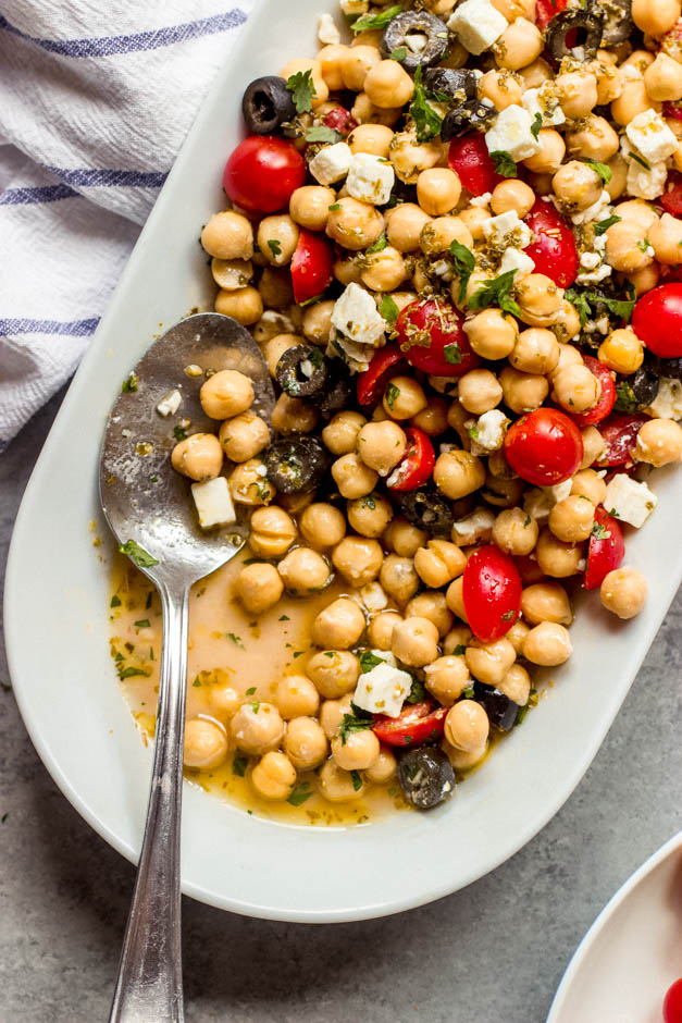 Close up greek chickpea salad with oregano vinaigrette