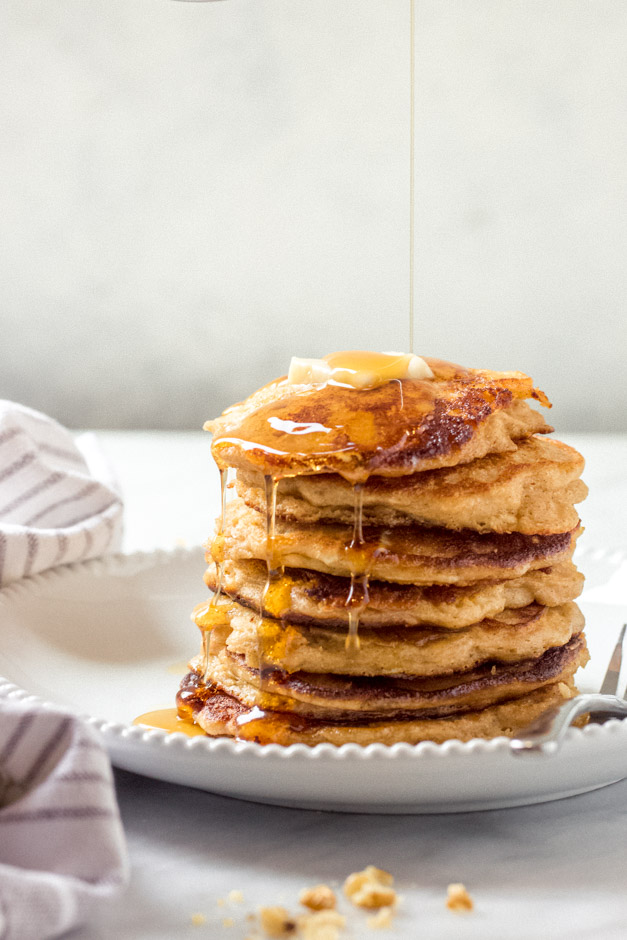 https://www.littlebroken.com/wp-content/uploads/2019/10/Healthy-Apple-Cinnamon-Pancakes-17.jpg