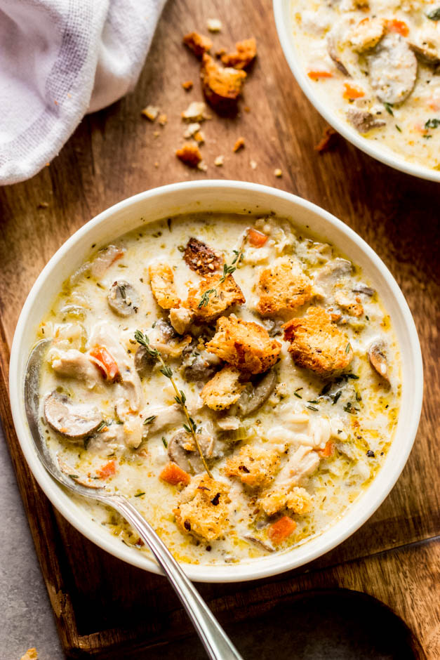 overhead close up chicken mushroom soup