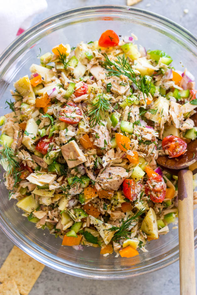 close up mediterranean tuna salad recipe