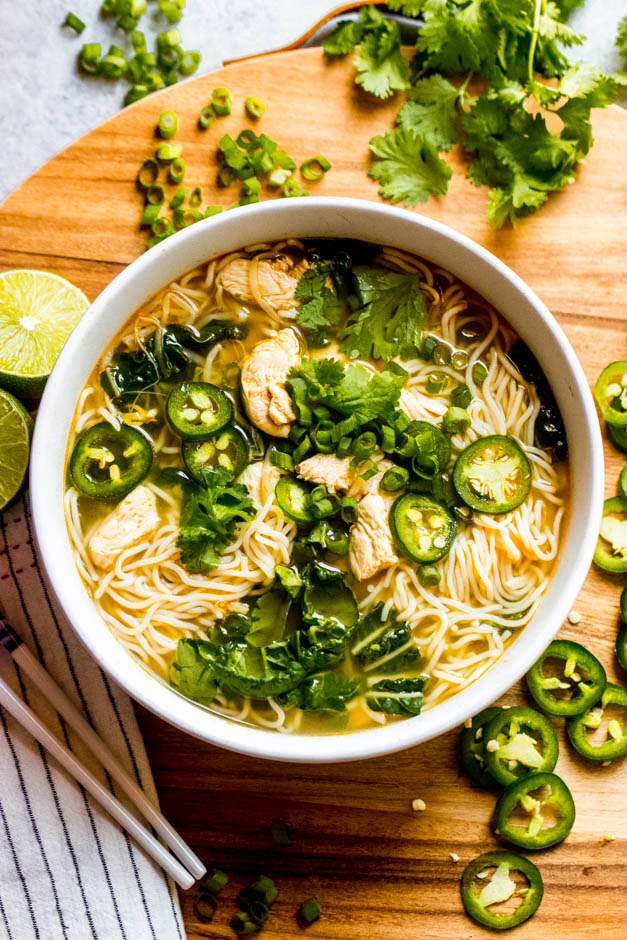 Stejl Behandle halskæde Vietnamese Chicken Noodle Soup (Easy Pho Soup) - Little Broken