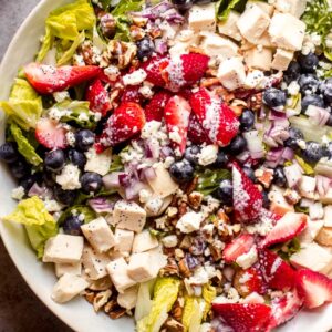 close up panera strawberry popyseed salad
