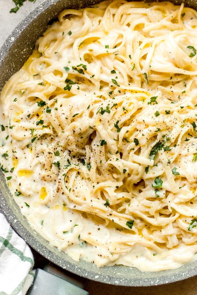 6-Ingredient Garlic Cream Sauce - Little Broken