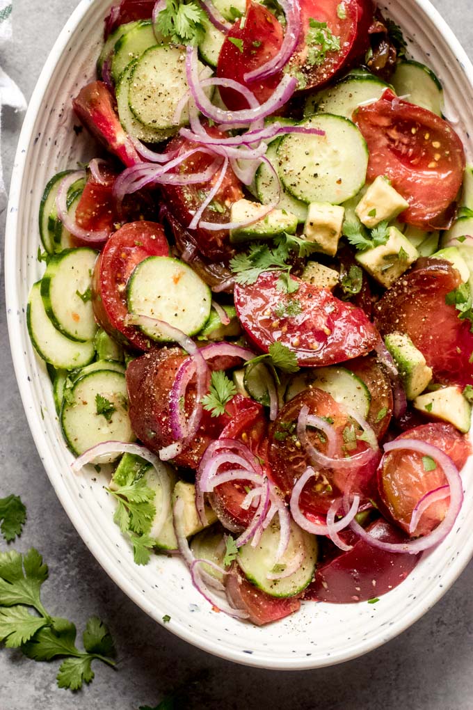 close up heirloom tomato salad recipe