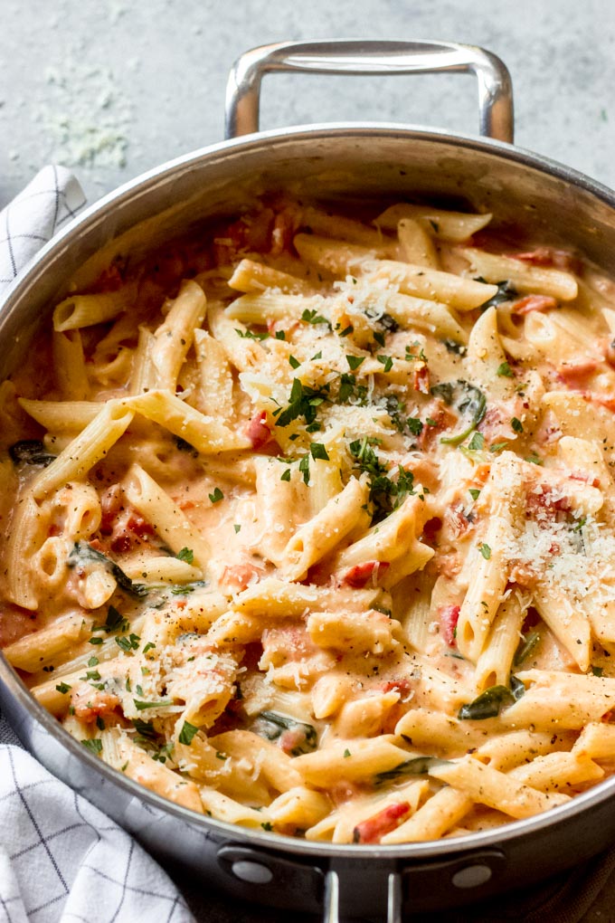 pasta cream sauce with milk