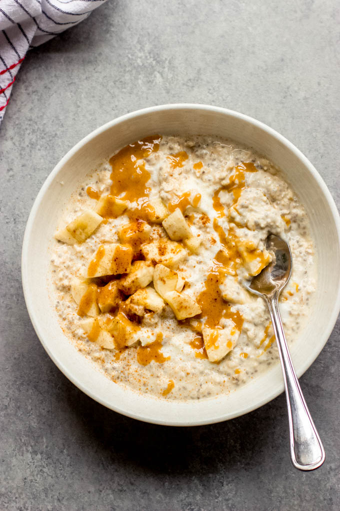 Peanut Butter Banana Overnight Oats - Little Broken