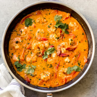 shrimp in red curry sauce