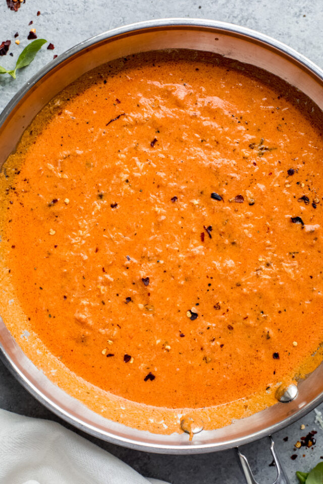 10Minute Spicy Tomato Cream Sauce Little Broken