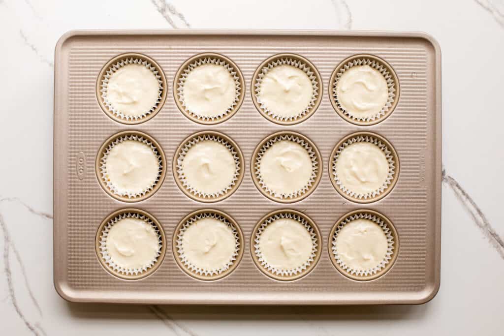 no bake cheesecake in a muffin pan