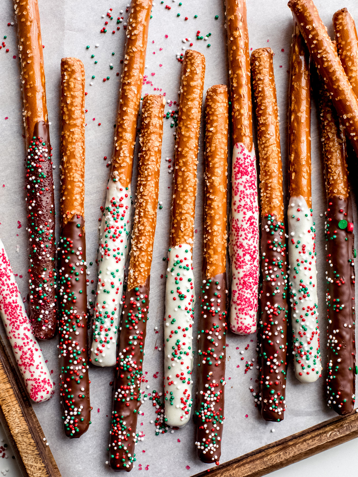 christmas chocolate pretzels