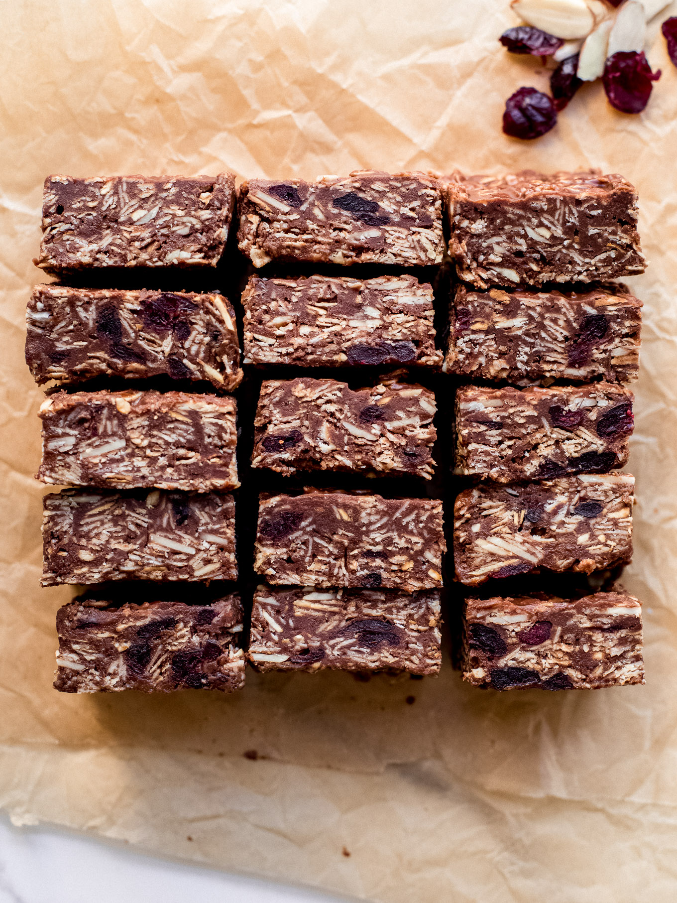 no bake chocolate oat  bars