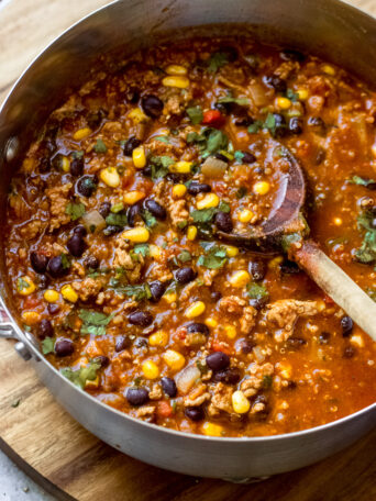 smoky turkey quinoa chili in a dutch oven.